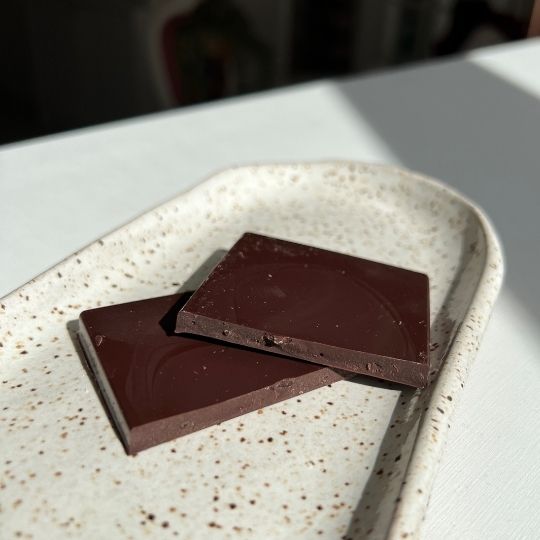 chocolate suíço meio amargo com earl grey blueflower