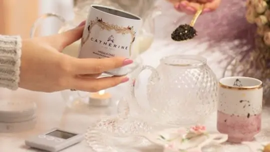 Preparo do Masala Chai Catherine Fine Teas