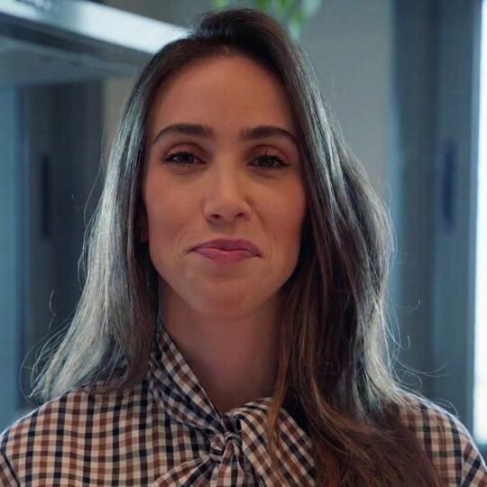 A expert em Chás Ana Delai, da Catherine Fine Teas ensina como fazer uma receita de Canjica com Masala Chai
