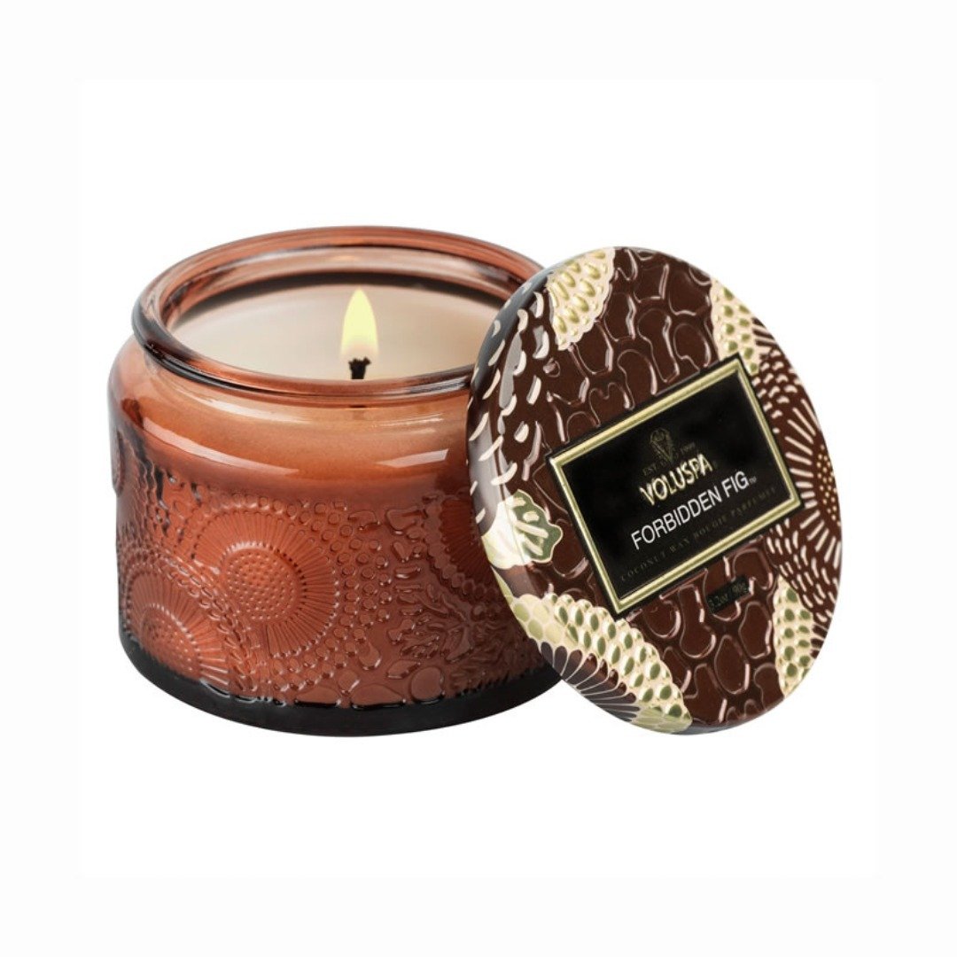 Vela Voluspa Pote de Vidro P 25H Relevo Forbidden Fig