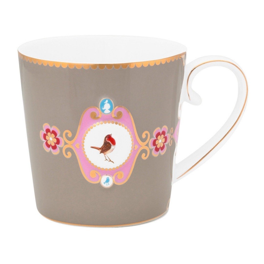 Caneca grande de porcelana cáqui com medalhão central ilustrado com um pássaro e detalhes em ouro da coleção Love Birds da Pip Studio.